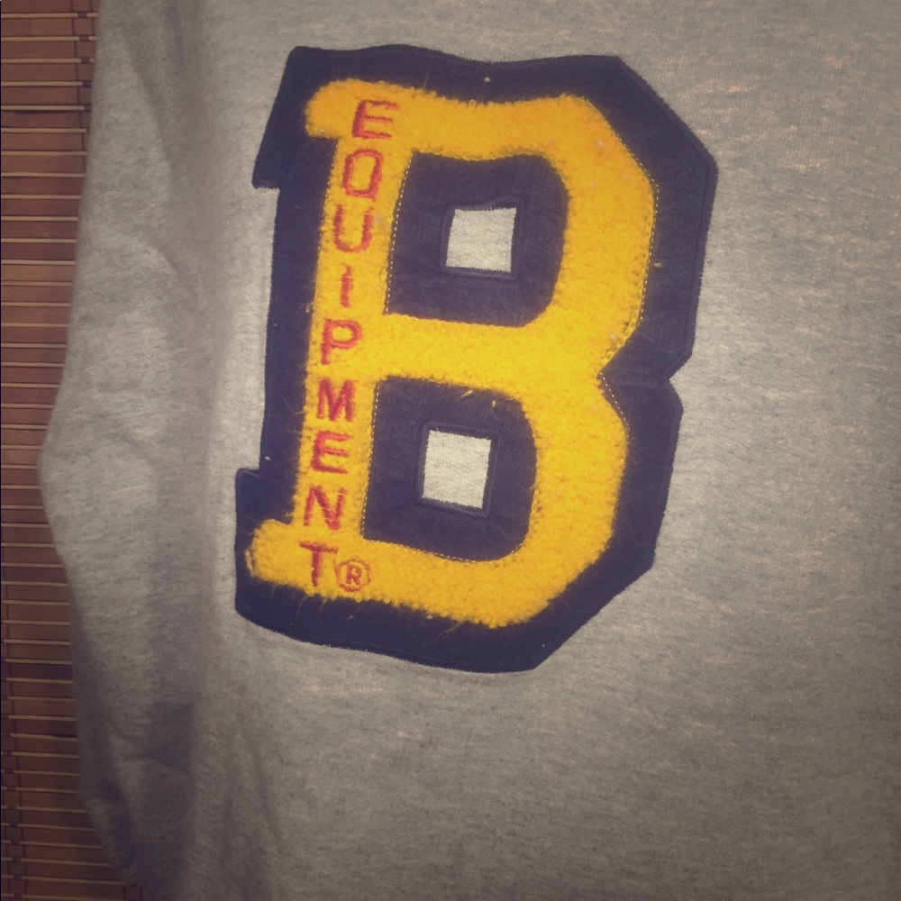 Bum sweater Large